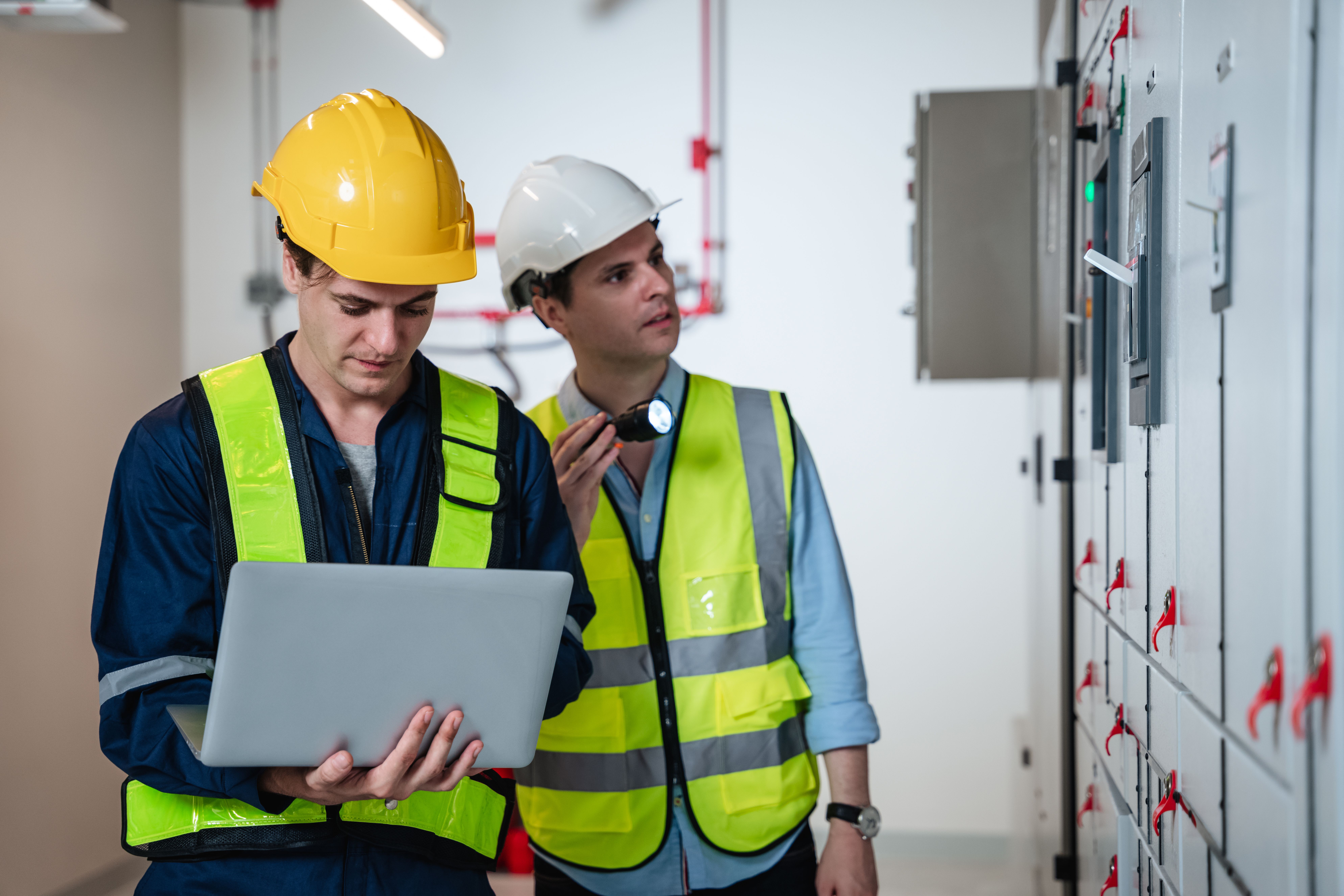 electrical designers using software for electrical design